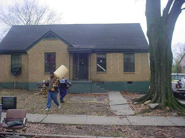 1st image of 3174 Crump Ave