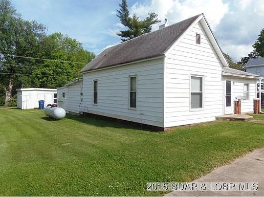 2nd image of 212 N Aurora St