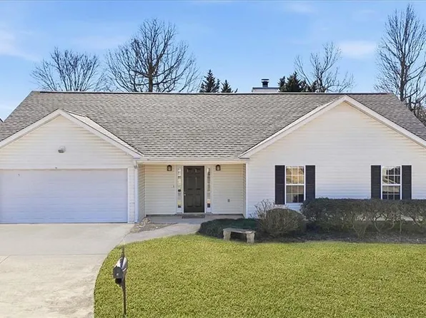 9 Redfern Trl NE, Rome, GA 30165