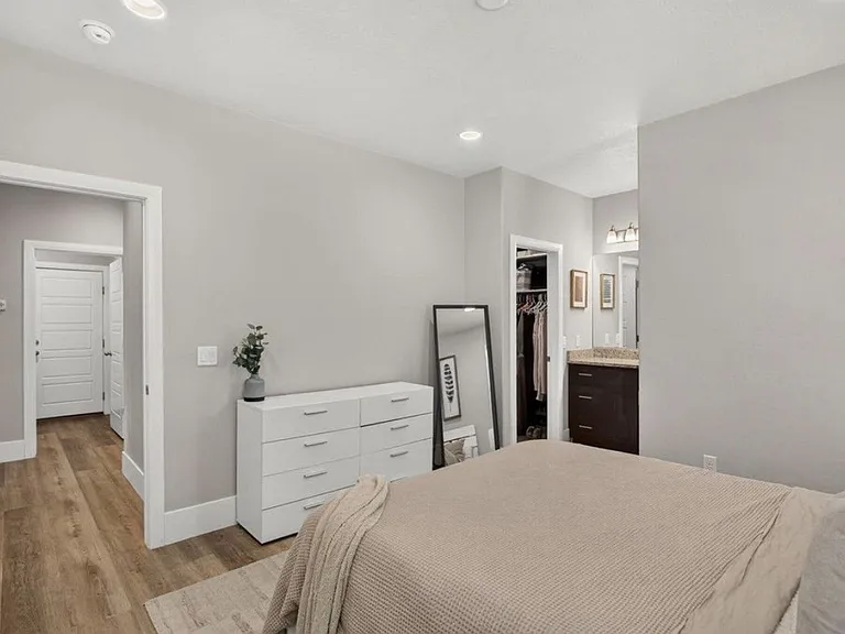1024 N Silver Lode Ave — Photo 16