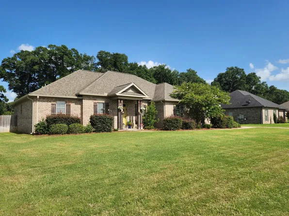 501 Fountain Crest Dr, Enterprise, AL 36330