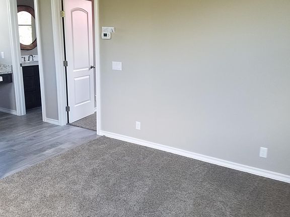 4th image of 210A S Brushy St