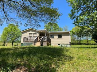 1411 Lackey Mountain Rd, Hiddenite, NC 28636