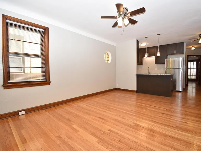 6358 Bancroft Ave — Photo 4