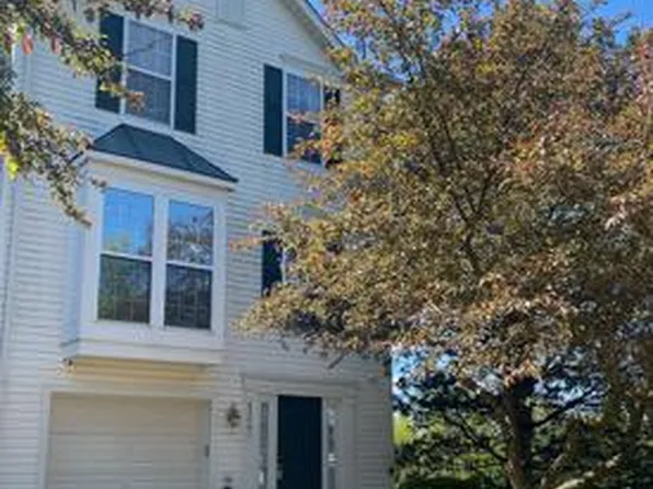 42981 Center St, Chantilly, VA 20152