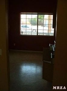 informal kitchen dining