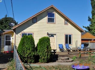 2410 10th St, Tillamook, OR 97141