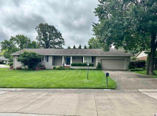 214 Idlewild Dr, Paducah, KY 42001