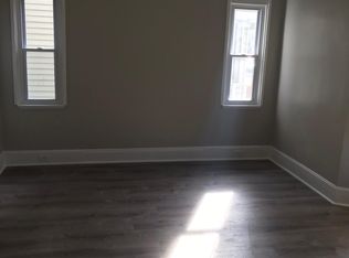 10130 Nanford Rd, Cleveland, OH 44102