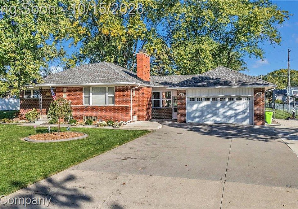 22831 Ulrich St, photo 7
