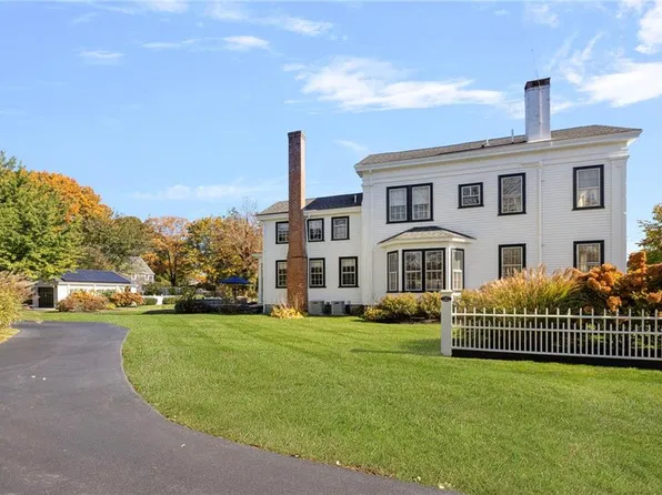 115 W Main St, North Kingstown, RI 02852
