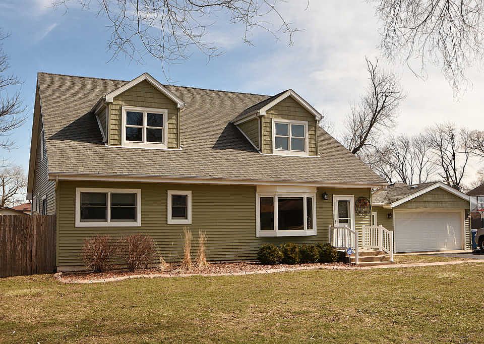 1st image of 13641 Le Claire Ave
