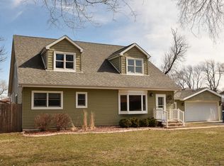 13641 Le Claire Ave, Crestwood, IL 60418