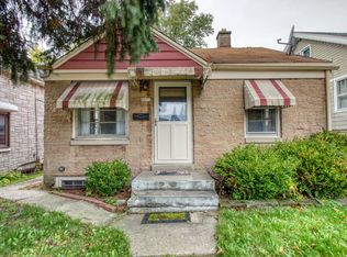 2073 S 92nd St, Milwaukee, WI 53227