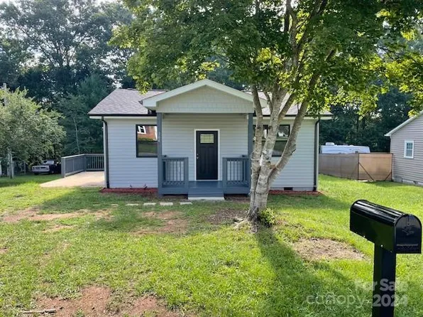244 Holly St, Hudson, NC 28638