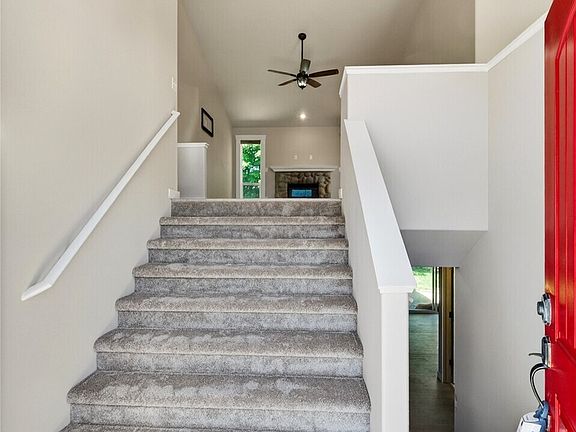 3rd image of 17013 114th Avenue Ct E