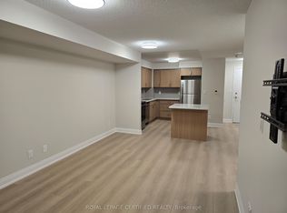 3880 Duke Of York Blvd #2103, Mississauga, ON L5B 4M7