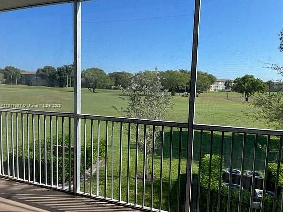 5th image of 901 SW 128th Ave APT 208E