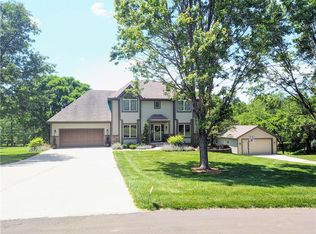 15414 Applewood Ln, Kearney, MO 64060