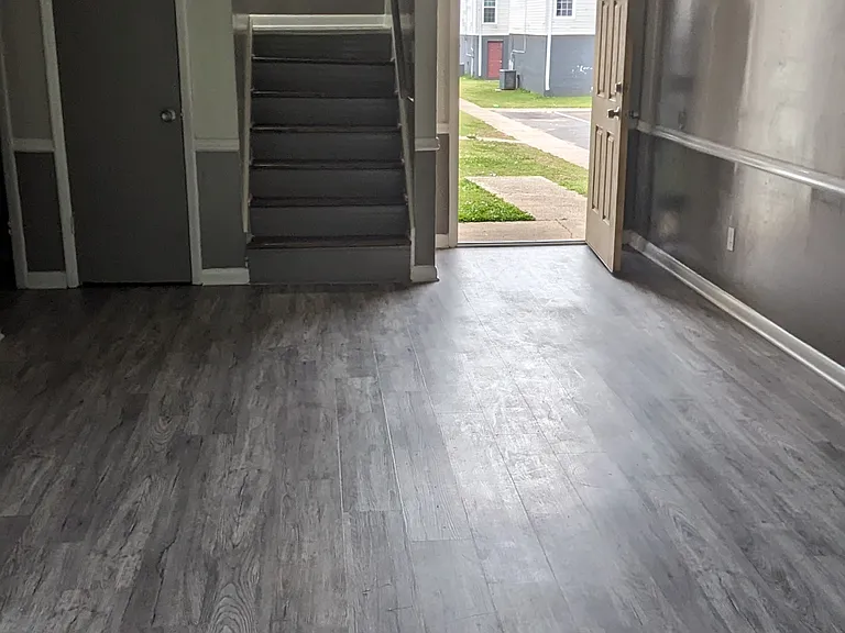 Academy Apartment — Photo 38