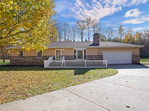 15801 Belmont Dr, Big Rapids, MI 49307
