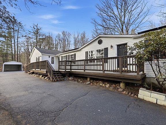 2nd image of 10 Gardner Falls Rd