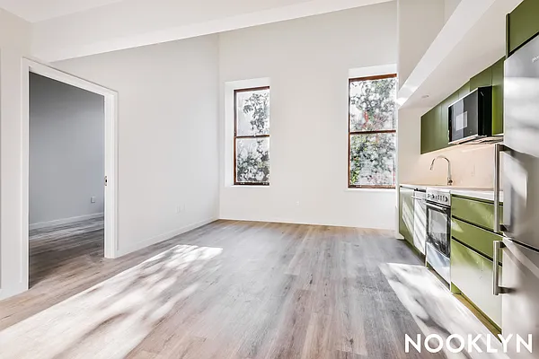 Rented by Nooklyn NYC LLC | media 45