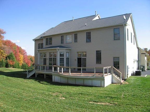 2nd image of 12420 English Garden Ct