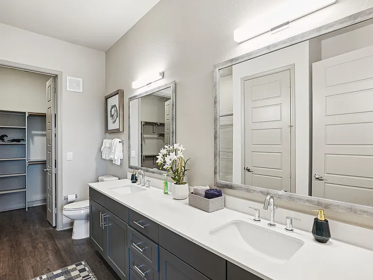 Reserve at Woodland Lakes — Photo 12