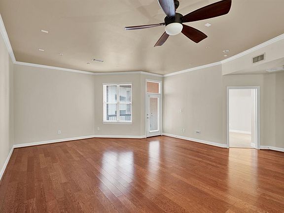 5th image of 300 Saint Joseph Pkwy APT 307