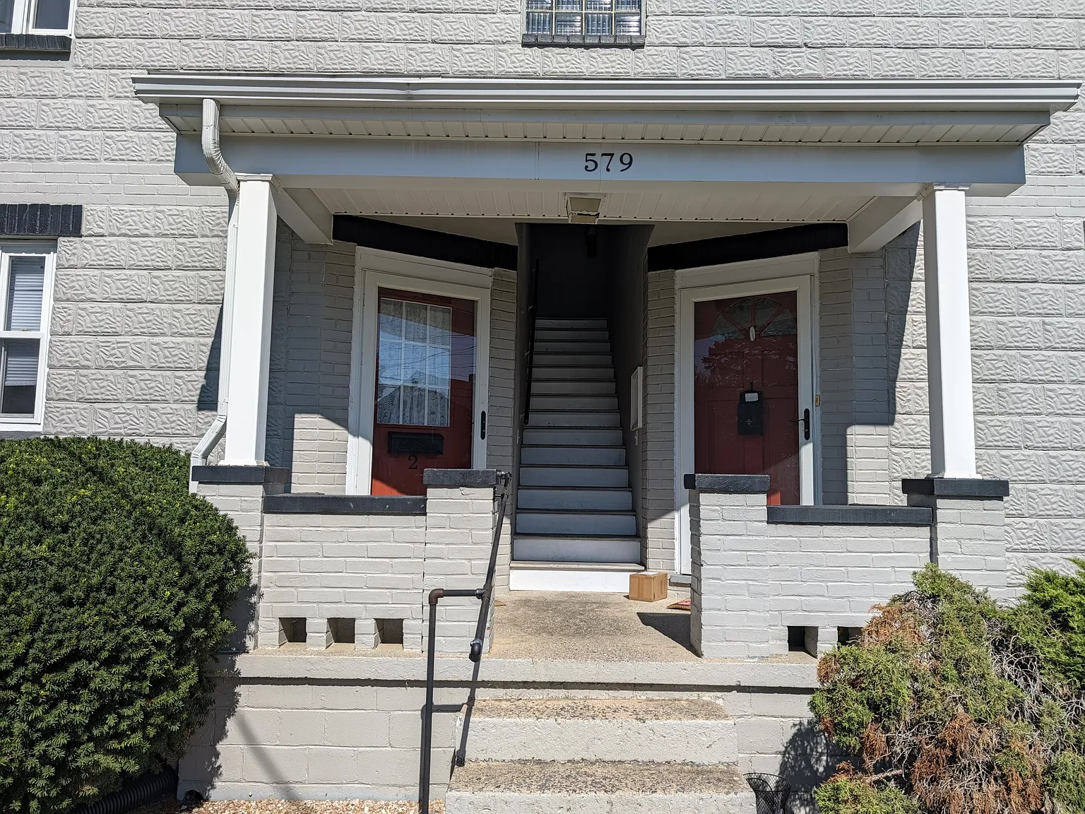 Cottage Apartments — Photo 3