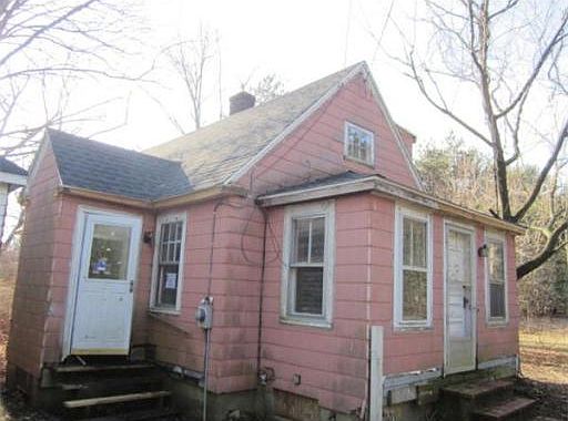 2nd image of 56B Taunton St