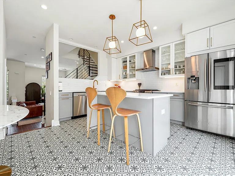 1726 N Hope St — Photo 11