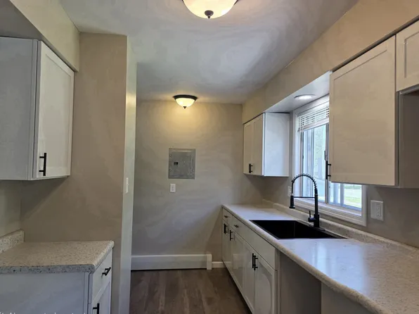6228 Kathryn Ct #A, Portage, IN 46368