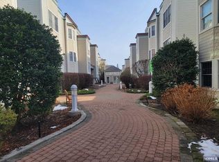254 The Promenade Promenade, Edgewater, NJ 07020