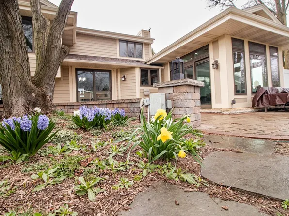 N82W16416 Lavergne COURT, Menomonee Falls, WI 53051