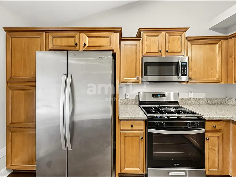 414 Arrowhead Trl — Photo 3