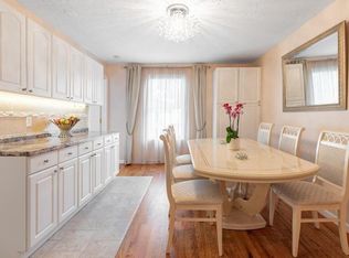 15 Adams St APT 5, Watertown, MA 02472