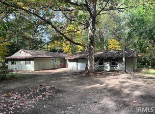 55311 Butternut Rd, South Bend, IN 46628