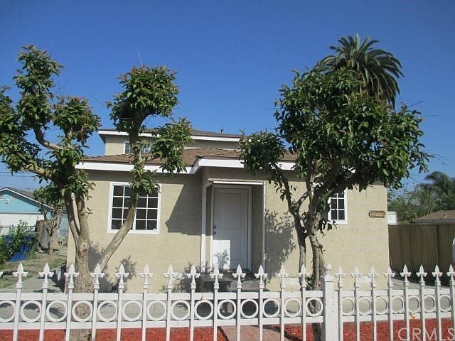 1st image of 10524 Juniper St
