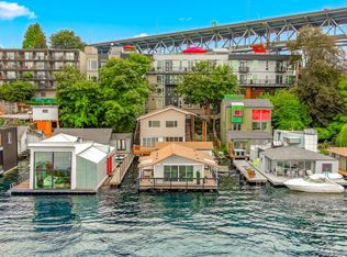 3250 Portage Bay Pl E, Seattle, WA 98102