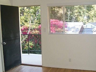 5th image of 855 Moraga Dr APT 10