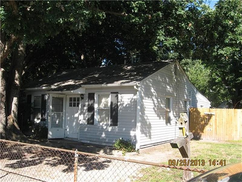 2nd image of 26 Phelps Cir