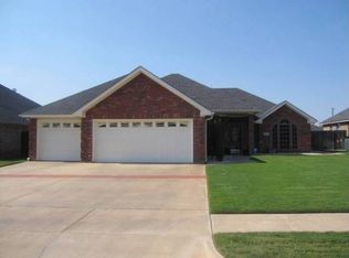 9 Plateau Ct, Wichita Falls, TX 76310