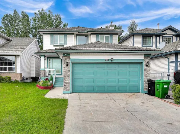 332 E Harvest Hills Dr NE, Calgary, AB T3K 4H7