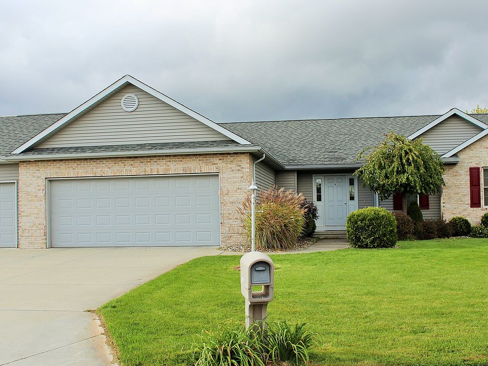 1st image of 19557 Bluestem Ln