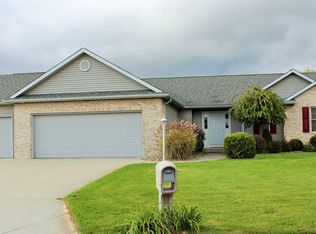 19557 Bluestem Ln, Goshen, IN 46528