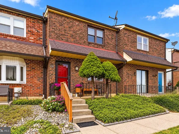 120 Kelmar Ave, Malvern, PA 19355