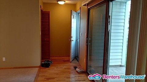 3rd image of 2464 Cobble Hill Alcove