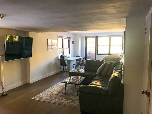 Rented by Meraki Realty LLC | media 12